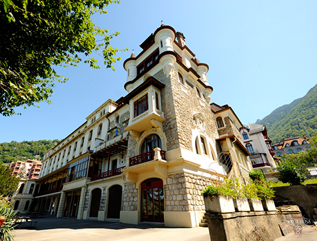 Institut Monte Rosa | 6-18