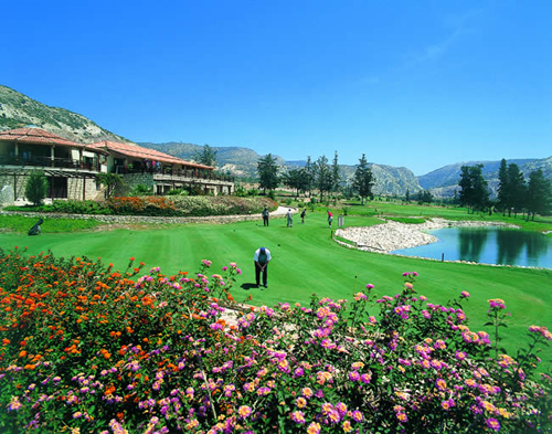 Americanos College (AC)